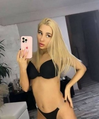 👄 Я креативная и весьма опытная индивидуалка, готовая исполнить все твои желания и фантазии. 💋 Я обладаю нежными руками и страстными губами, которые умеют доставить истинное наслаждение. 👠 Живу в самом сердце Москвы, где могу принять тебя в своей уютной квартире или приехать к тебе в гости.
Мои услуги настолько разнообразны и неповторимы, что ты не останешься равнодушным. 🔥 Умею оказывать классический и эротический массаж, фетиш-сессии, секс на высшем уровне и многое другое. 😈 Посмотри на мои фото, чтобы увидеть, насколько я сексуальна и соблазнительна.
Мои клиенты оставляют восторженные отзывы о наших встречах, и я уверена, что и ты будешь доволен. 💫 Если ты хочешь испытать незабываемые эмоции и наслаждение, не медли – свяжись со мной. Жду тебя, мой герой! 💕 Алина